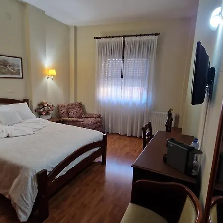 Peninsular Monte Real