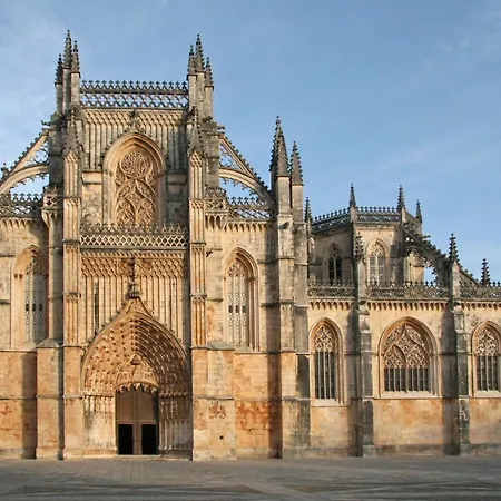 Peninsular Hotel Monte Real