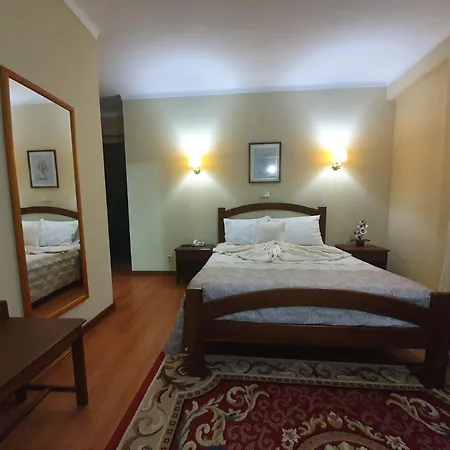 Peninsular Monte Real