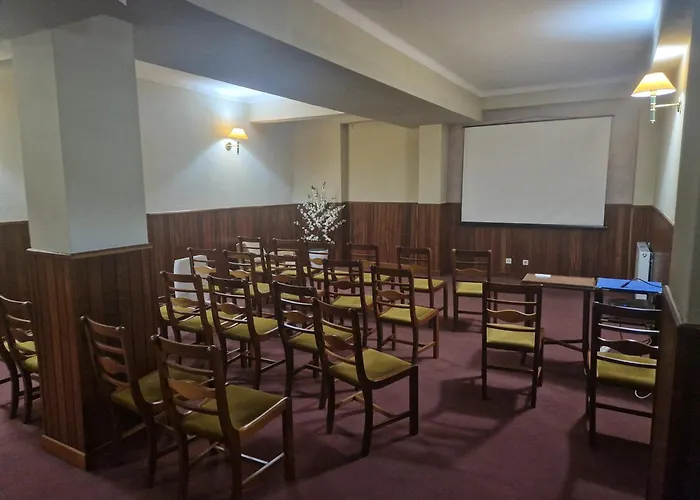 Peninsular Hotel Monte Real